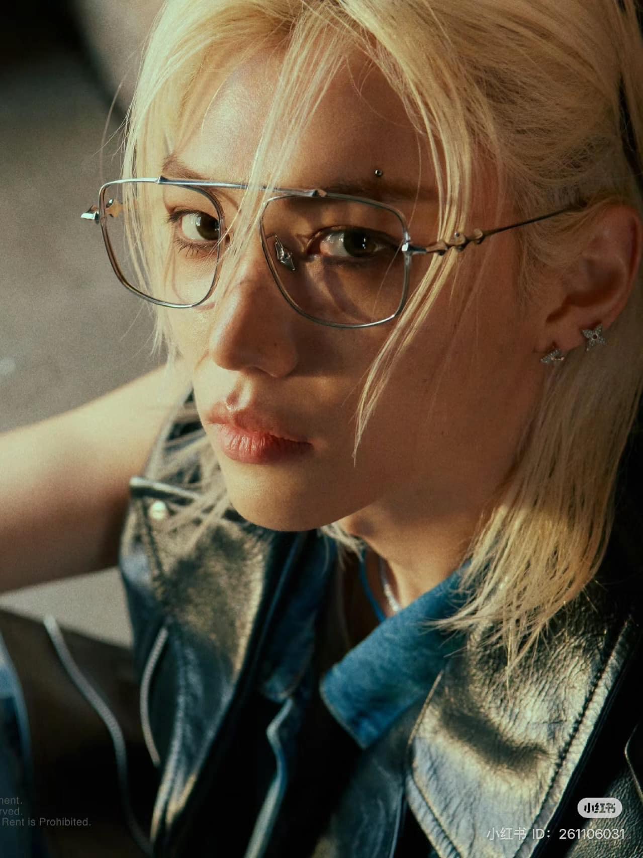 mẫu mang kính GENTLE MONSTER GM MET (02)