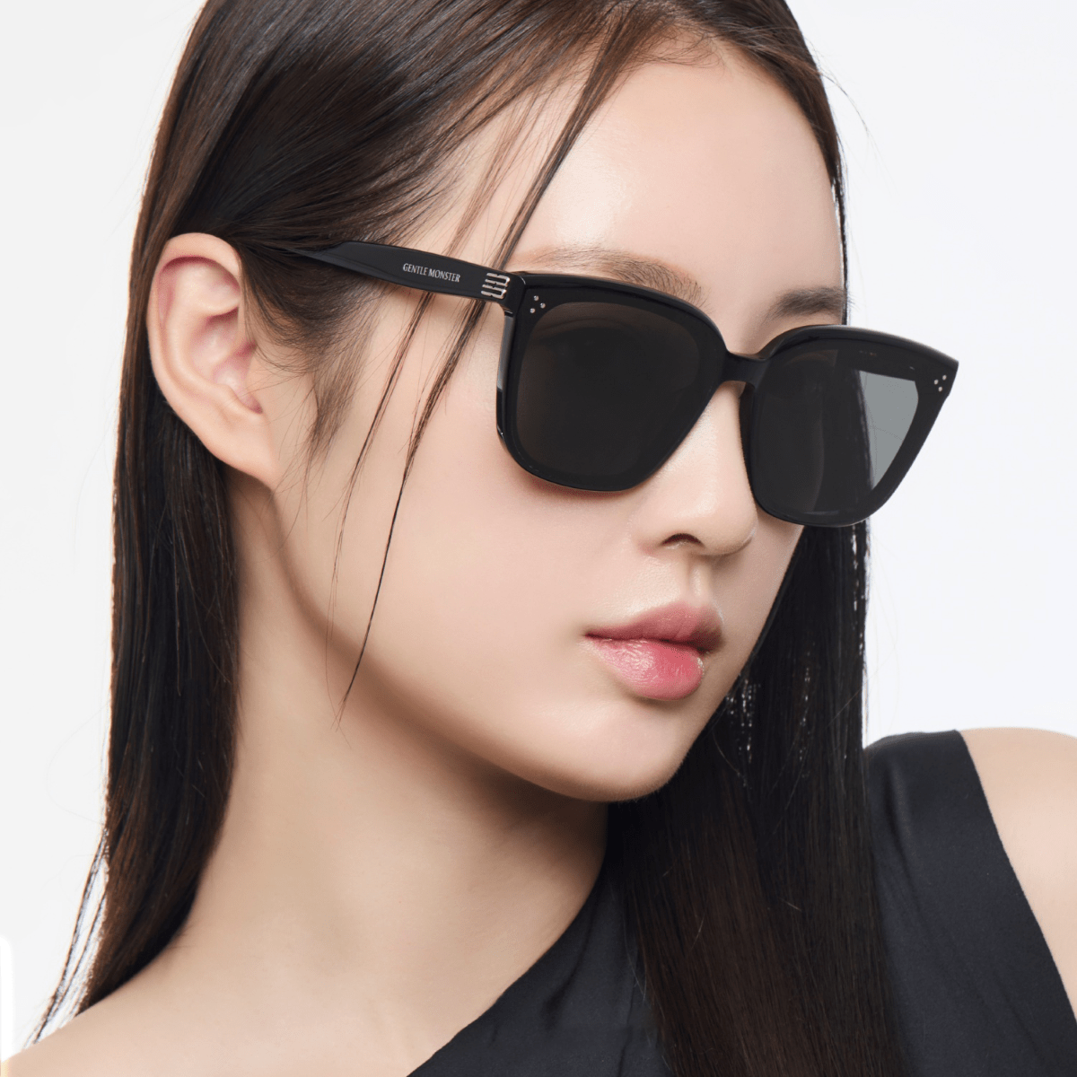 chi tiết bên càng kính