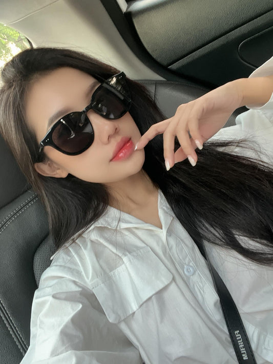 wearing GENTLE MONSTER GM LANG (01)