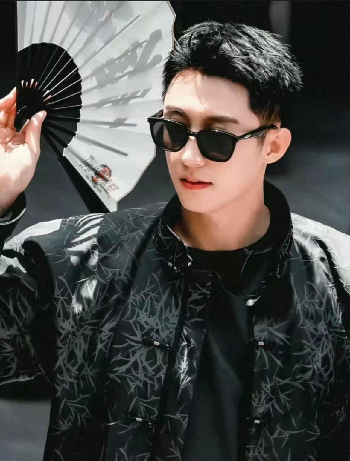 nam mang kính GENTLE MONSTER GM LILIT (01)