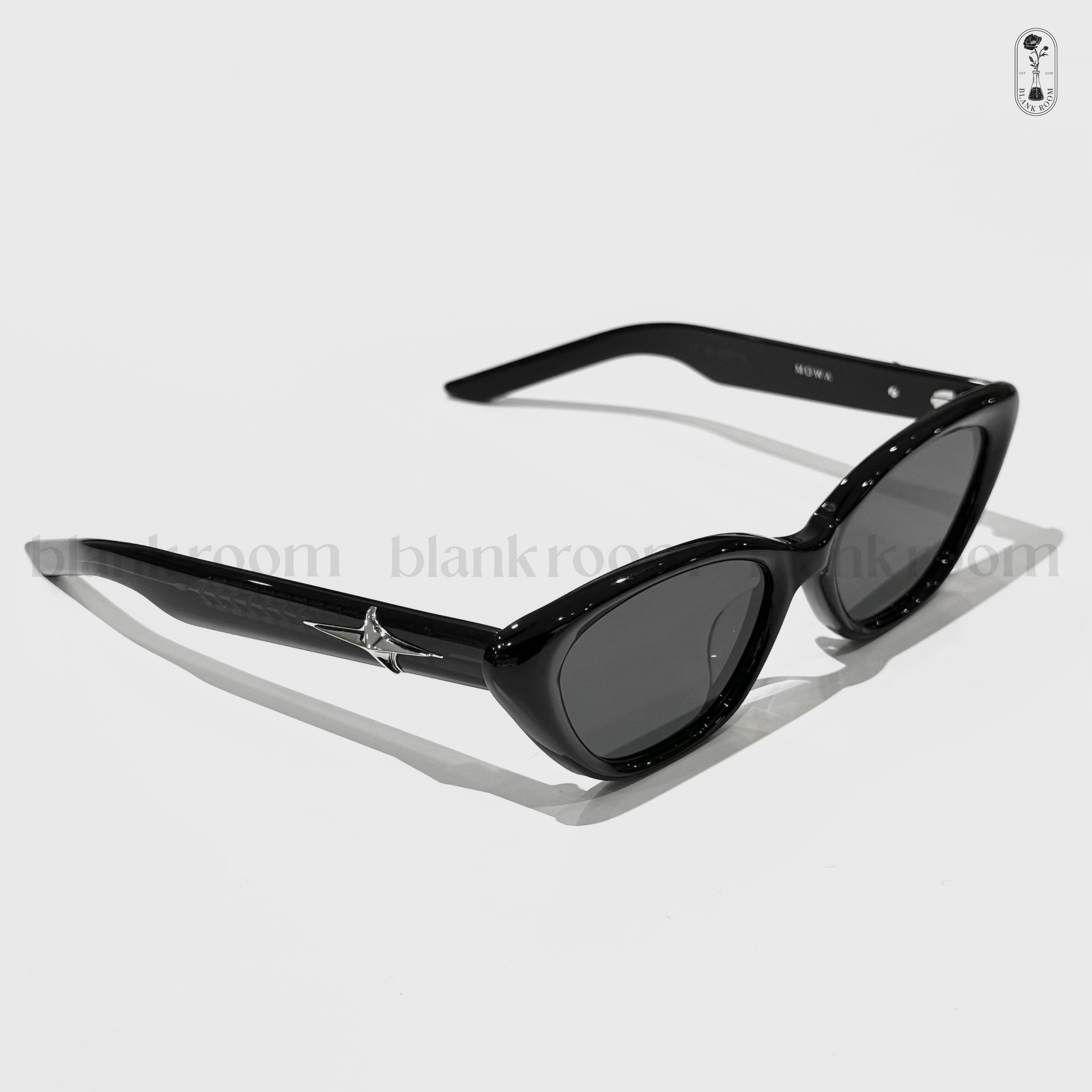 Gentle Monster - GM Mowa 01 | Cat-Eye Sunglasses Black – Blank Room