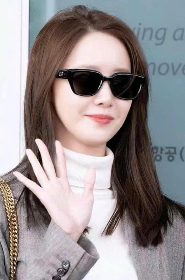 nữ đeo kính GENTLE MONSTER GM NABI (01)