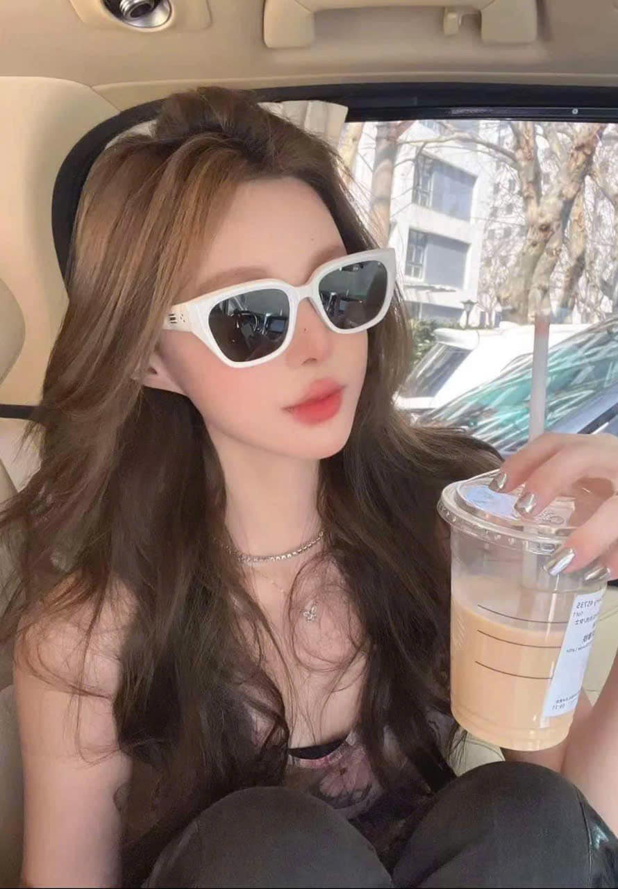 nữ mang kính GENTLE MONSTER GM NABI (W2)