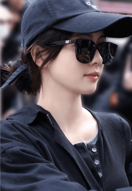 wearing GENTLE MONSTER GM QUEEN (01)