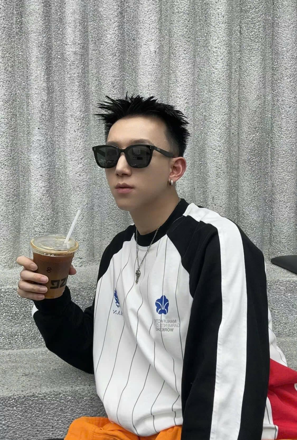 nam mang kính GENTLE MONSTER GM QUEEN (01)