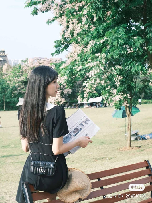 mẫu đeo túi GUCCI GG MARMONT BLACK/SILVER MINI BAG 476433 DTD5N 1000