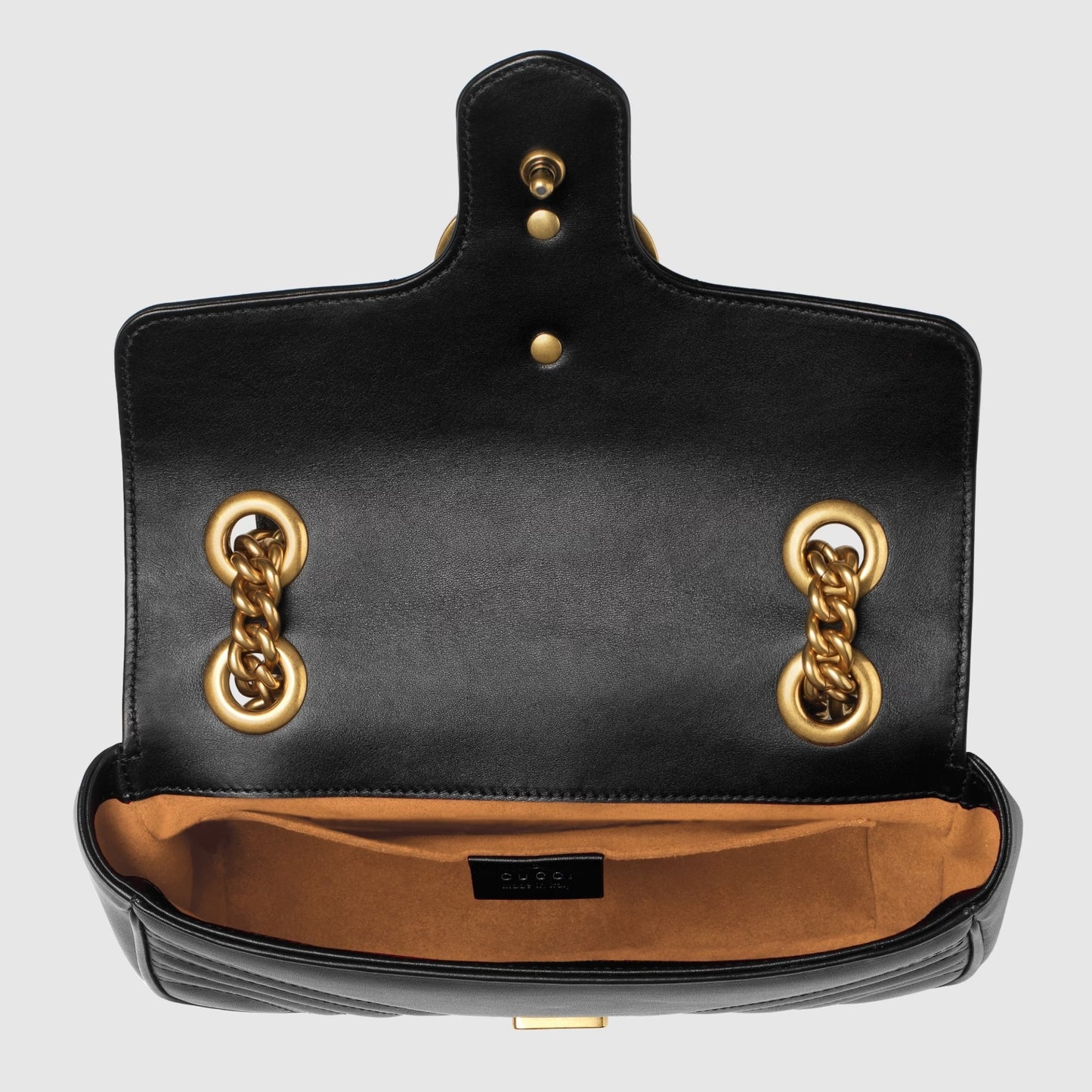 bên trong túi GUCCI GG MARMONT MATELASSÉ MINI BAG IN BLACK