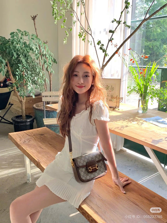 wearing GUCCI HORSEBIT 1955 SMALL SHOULDER BAG GG SUPREME BEIGE 658574 HUHHG 8565