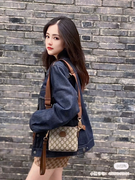 wearing Gucci Interlocking G Mini Messenger Bag Beige 723306 92THG 8563