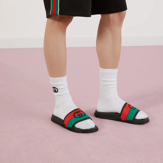 nam mang dép GUCCI RED AND GREEN INTERLOCKING G SLIDE SANDALS 655461 JFA00 8815, 655265 JFA00 8815