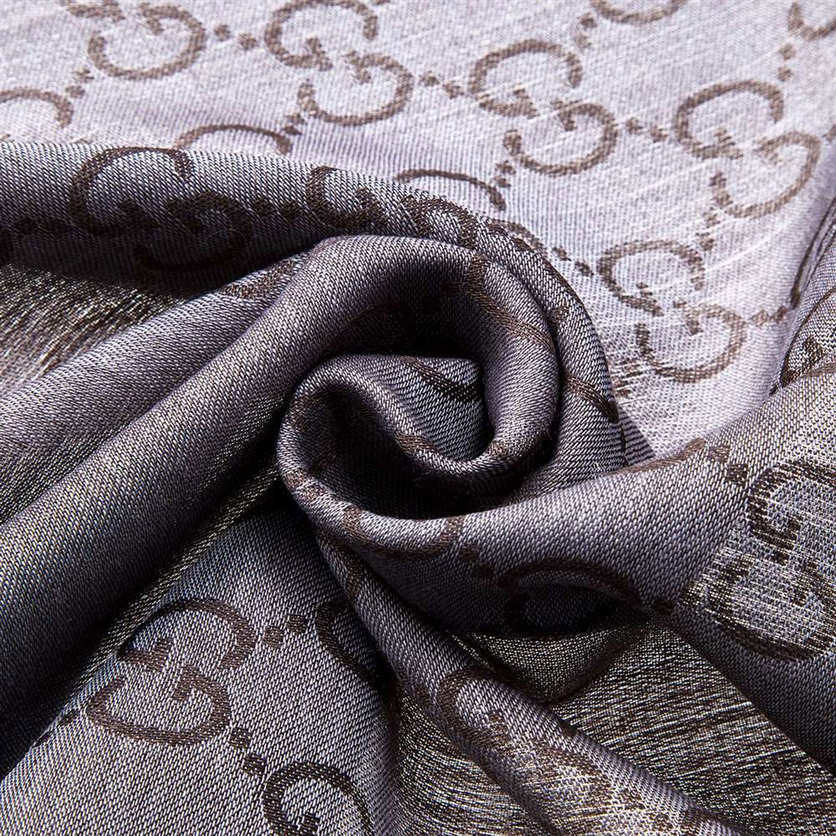 khăn chữ nhật GUCCI SCARF DARK BROWN AND GREY hàng hiệu chính hãng Authentic có sẵn tại BlankRoom Hà Nội, Việt Nam. 165904 3G646 1264