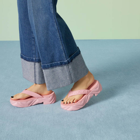 wearing Gucci Women's Thong Platform Pink Sandal 746334 JFM00 5815