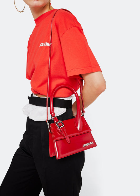 wearing JACQUEMUS LE CHIQUITO MOYEN BOUCLE RED 233BA327-3128-470