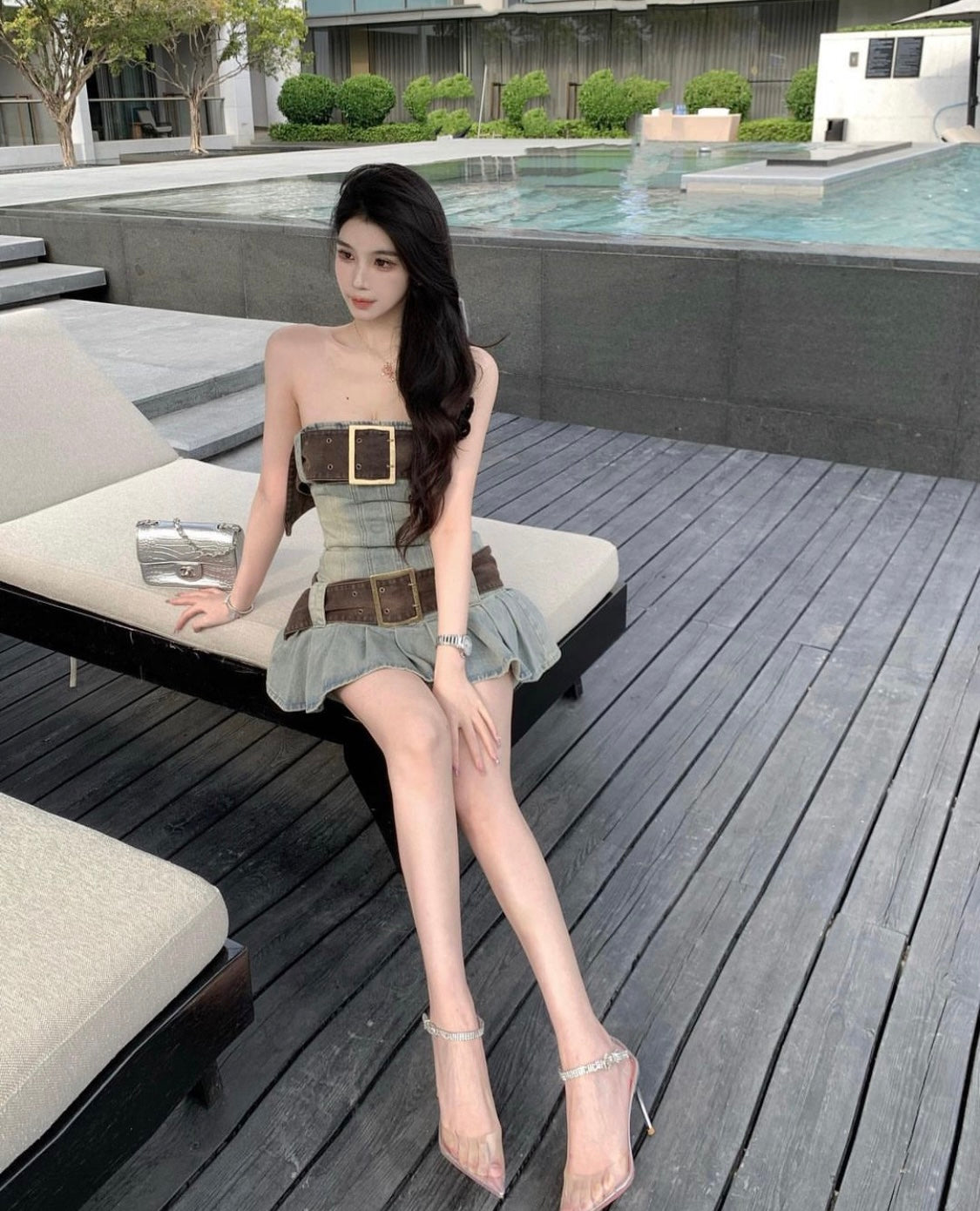 mẫu mang váy nữ JADED LONDON CHELSEA DENIM KILT MINI DRESS Authentic tại BlankRoom