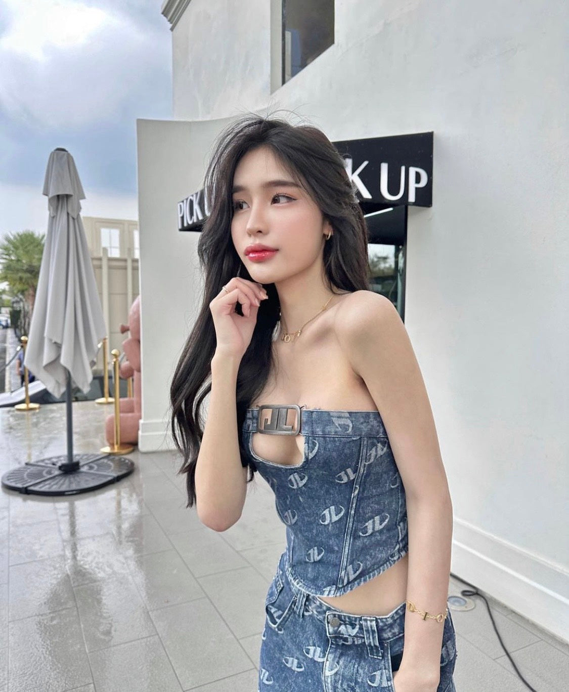 mẫu mang áo JADED LONDON MONOGRAM STRAPLESS CORSET TOP