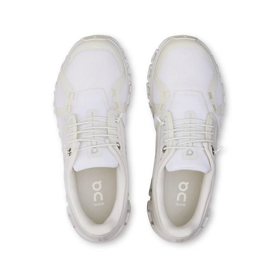 ON RUNNING SNEAKERS (03)