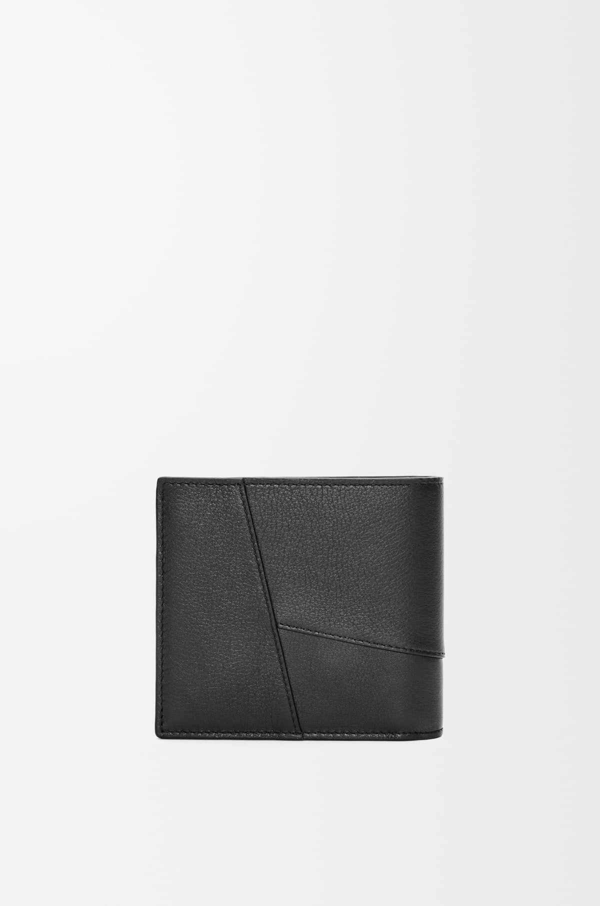 mặt đằng sau lưng ví