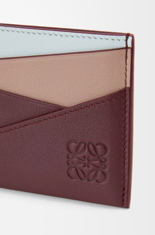 chi tiết cận chất liệu card holder