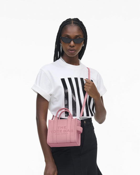 wearing Marc Jacobs The Leather Crossbody Tote Bag Ribbon Pink H053L01RE22-669