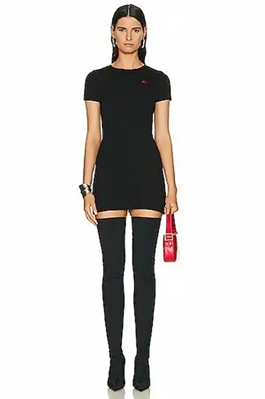 mẫu mặc váy MARRINE SERRE FW22 COTTON RIB T-SHIRT DRESS BLACK RED