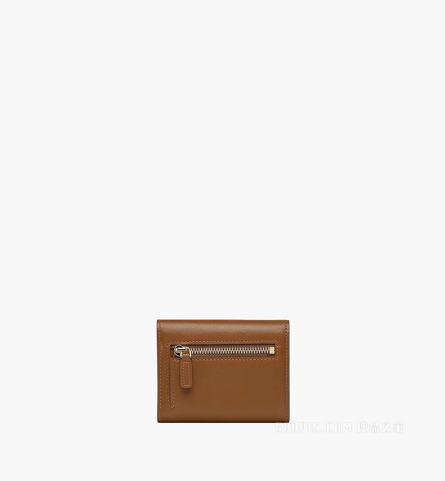 mặt sau MCM MINI PATRICIA TRIFOLD WALLET BROWN MYSBAPA01N7001