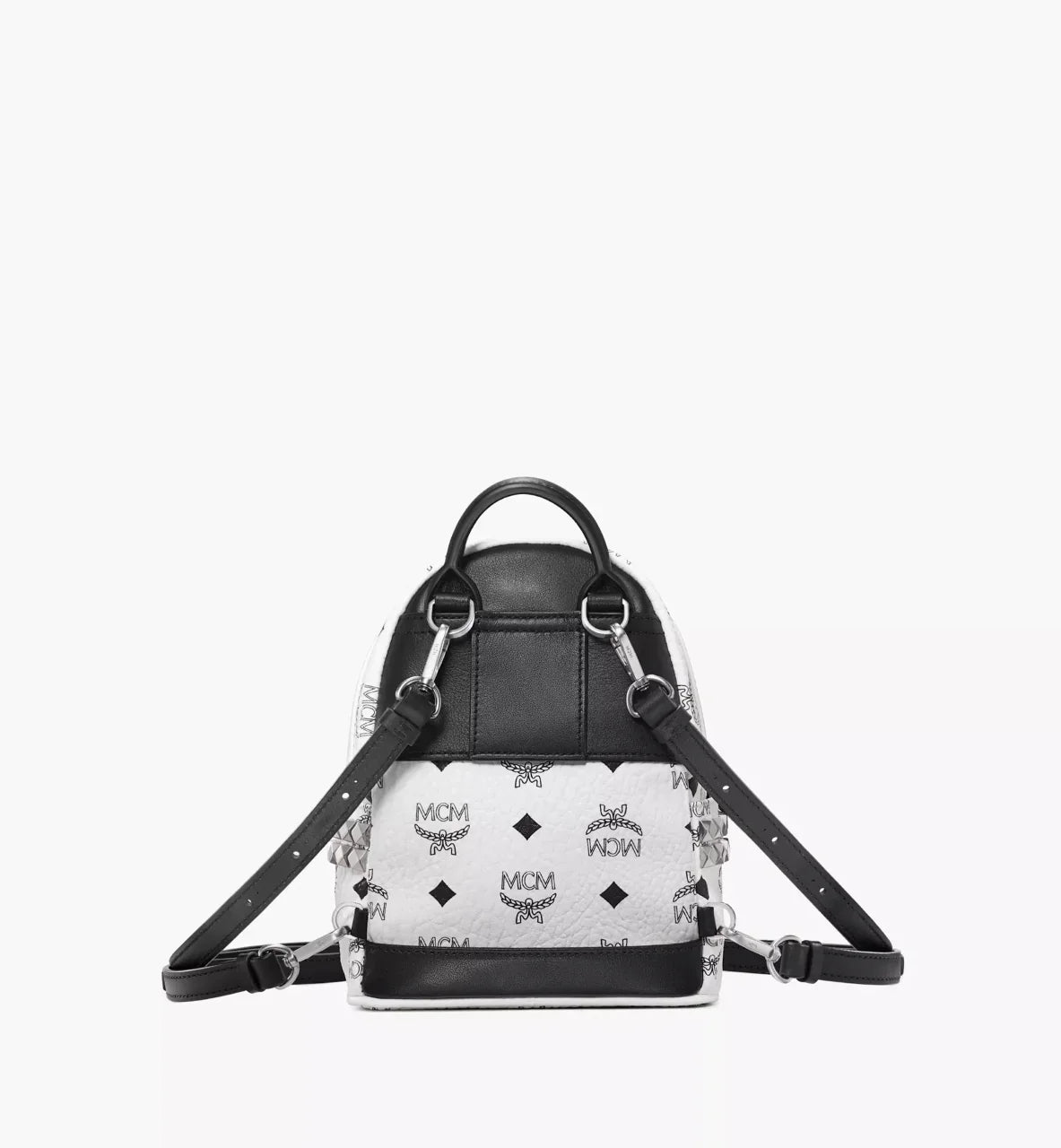 mặt sau MCM X-MINI STARK BEBE BOO SIDE STUDS BACKPACK IN WHITE VISETOS MMK6SVE92WT001
