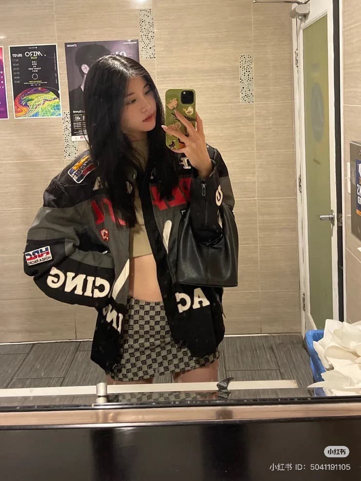 nữ mang váy MISBHV GREY JACQUARD CANVAS MONOGRAM LOW RAIS SKIRT 122W857