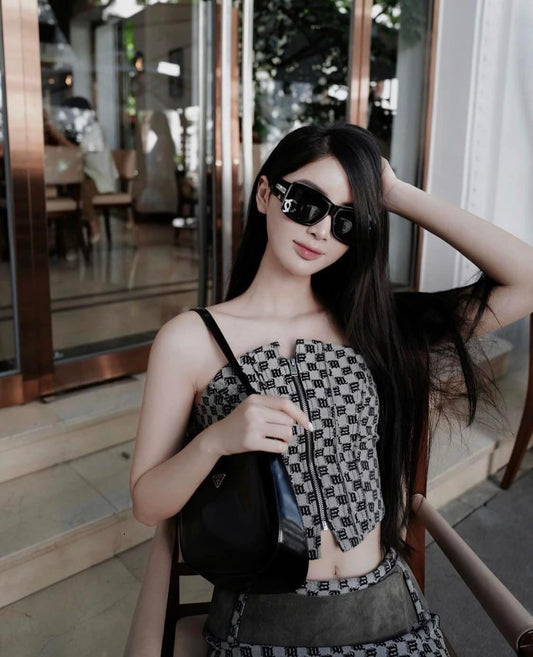 mẫu mang MISBHV GREY MONOGRAM JACQUARD CORSET TOP 022W135