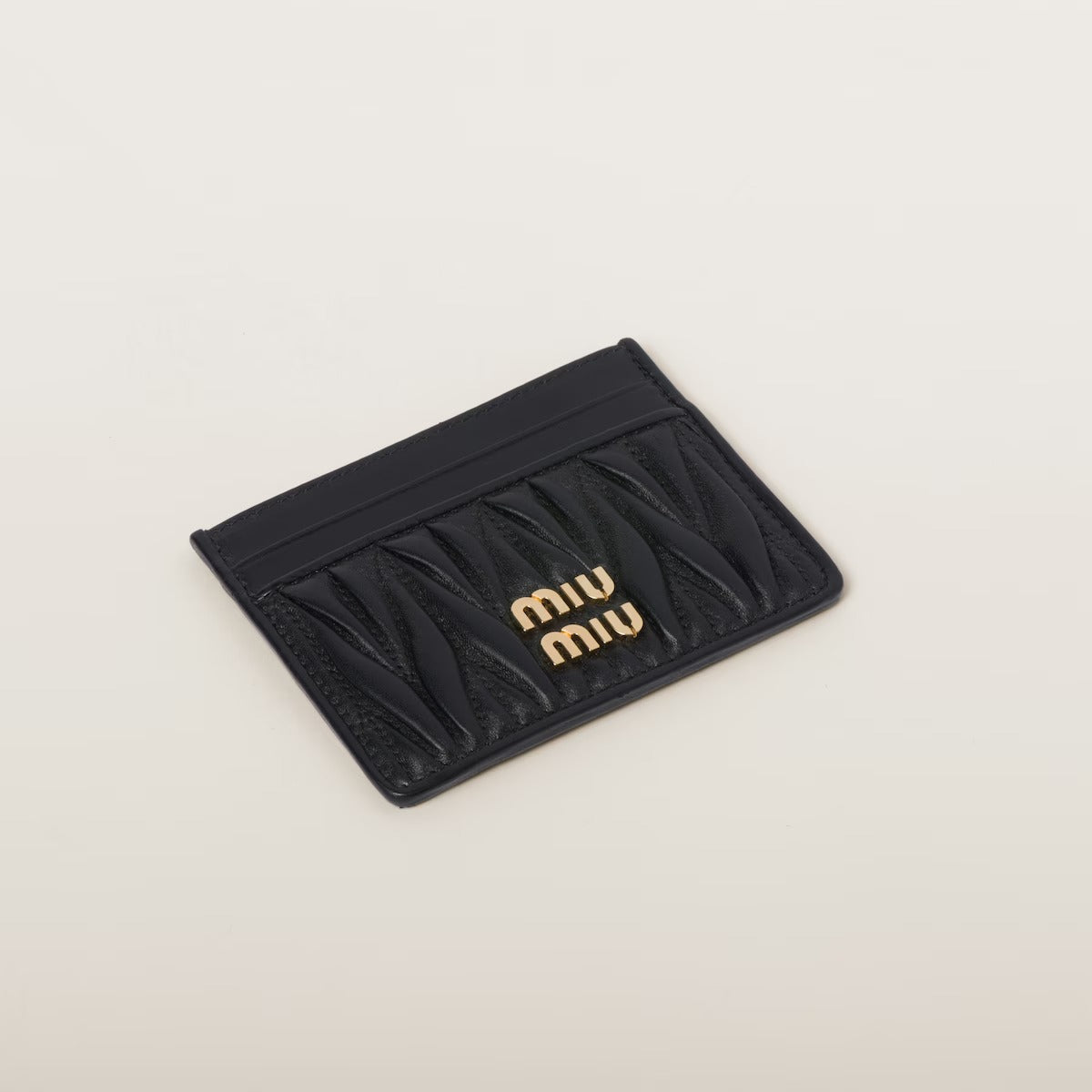 chi tiết card holder