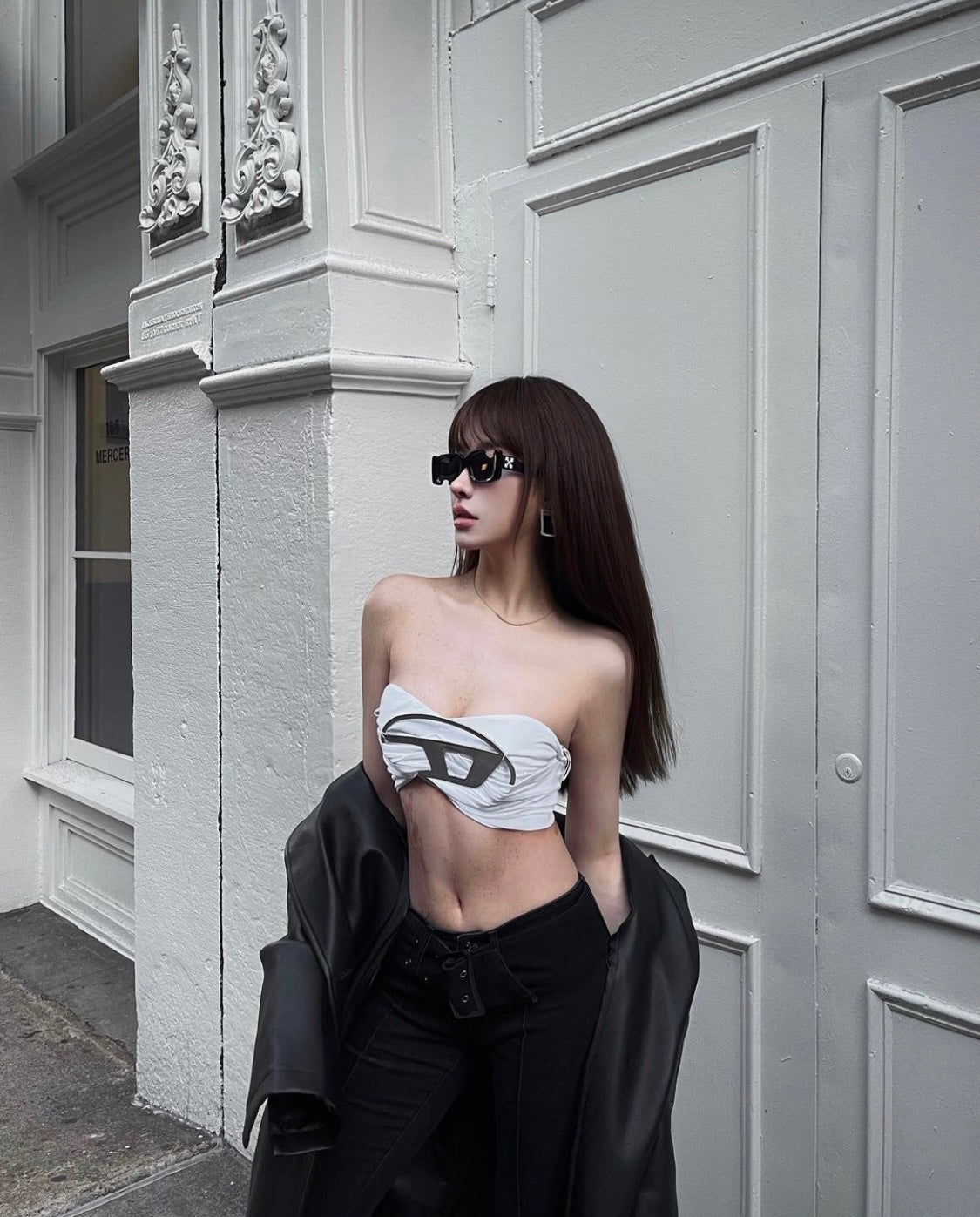 wearing OFF-WHITE BLACK CADY SUNGLASSES OERI006C99PLA0011007