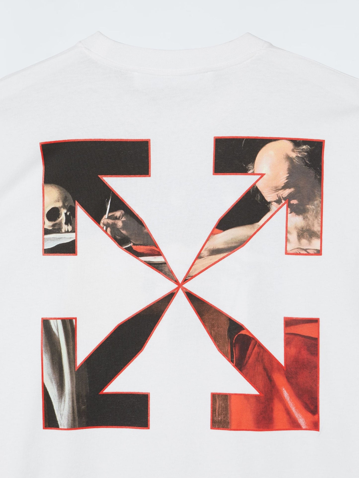 mặt sau áo OFF-WHITE WHITE CARAVAGGIO PAINTING S/S T-SHIRT OMAA027R21JER0040125