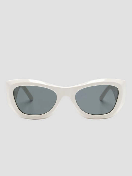 mặt trước kính