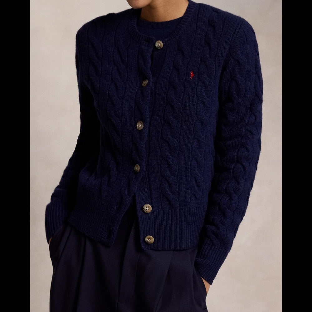 chi tiết cận chất áo