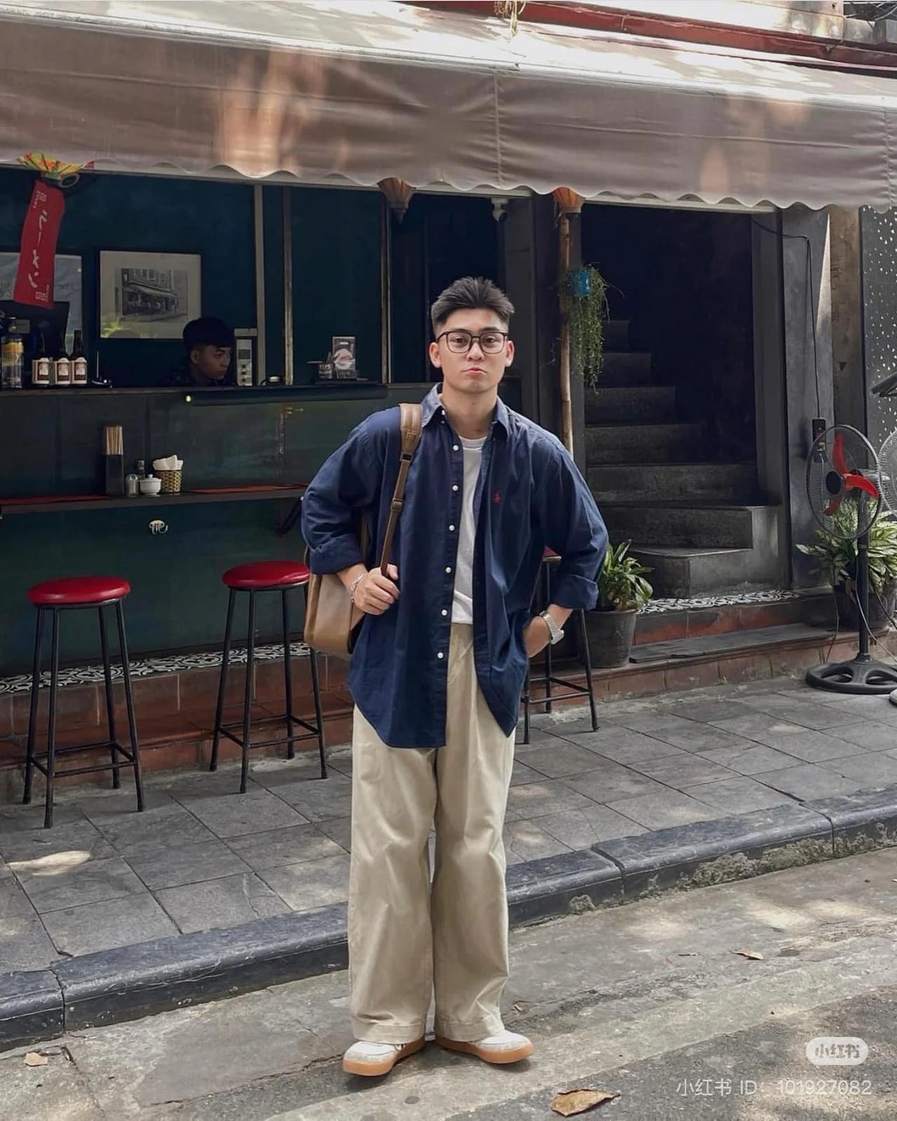 wearing POLO RALPH LAUREN RL NAVY GARMENT-DYED OXFORD SHIRT 710716303003