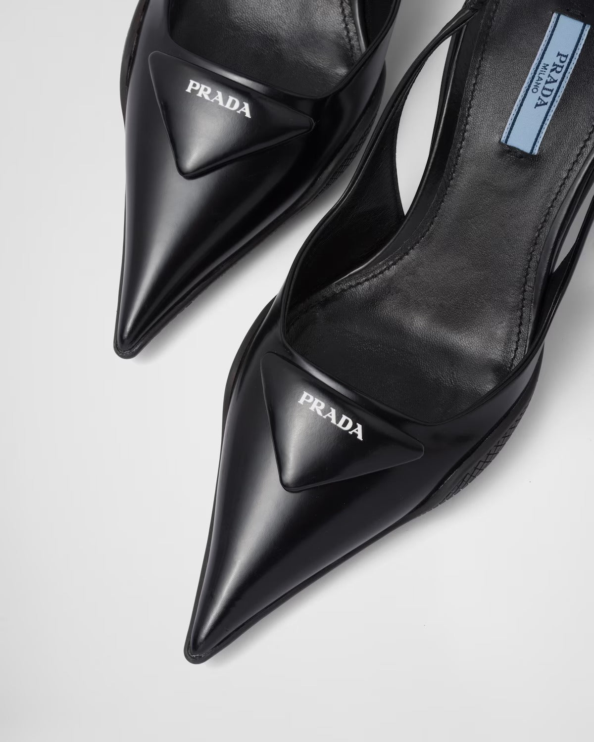 chi tiết heels PRADA BRUSHED LEATHER SLINGBACK PUMPS RUBBER SOLE 1I565M_055_F0002_F_A045 authentic tại blankroom việt nam