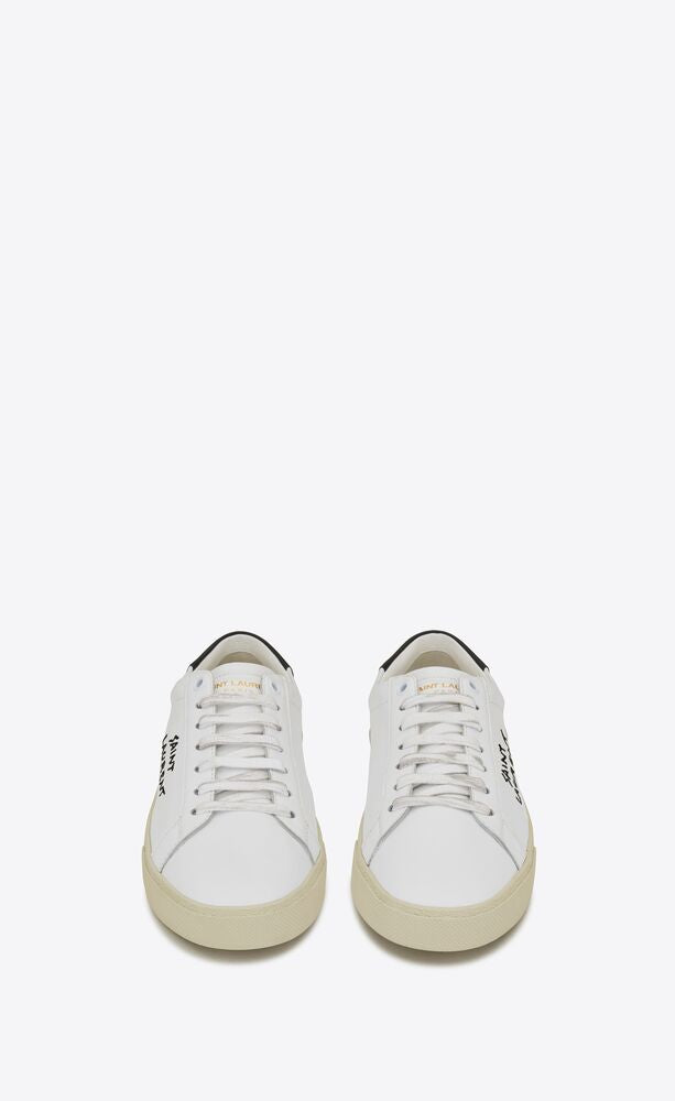mặt trước SAINT LAURENT COURT CLASSIC SL/06 EMBROIDERED SNEAKERS IN LEATHER 610649AABEE9061 610685AABEE9061 Authentic tại BlankRoom Việt Nam