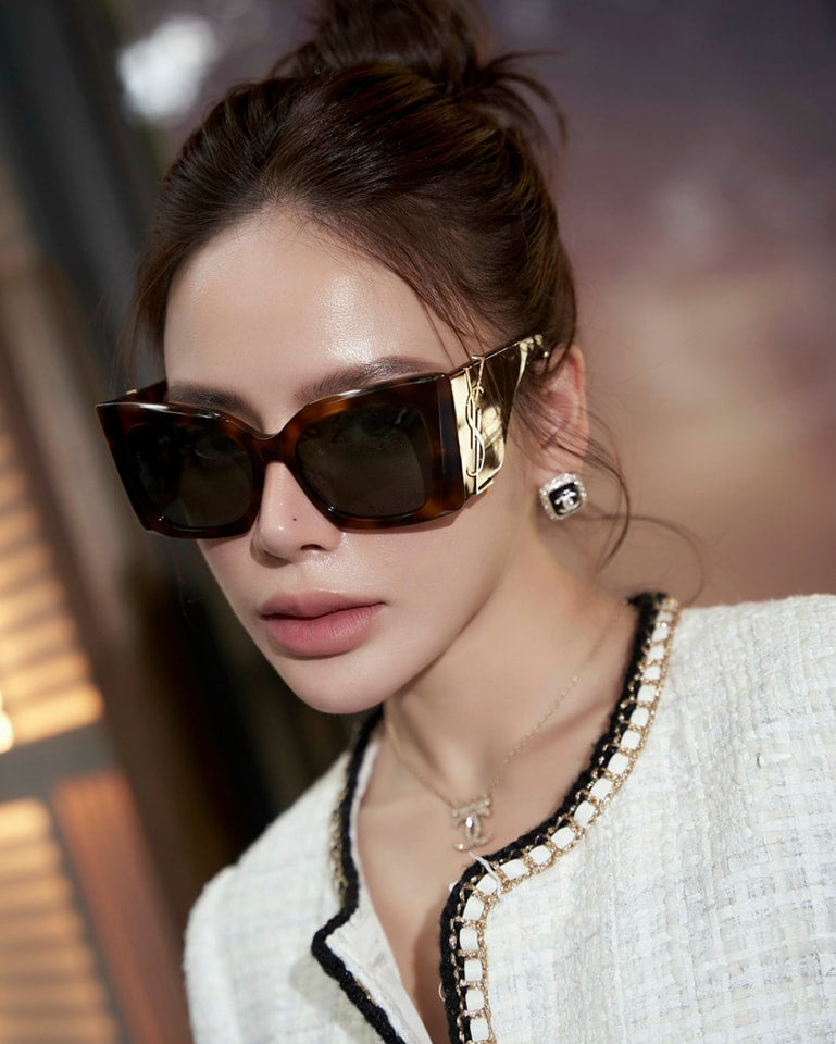 mẫu mang kính SAINT LAURENT SL M119 BLAZE 002 SUNGLASSES 736461Y99562301