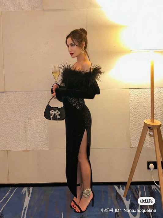 nữ mang wearing túi SELF-PORTRAIT BLACK LEATHER CRESCENT BAG