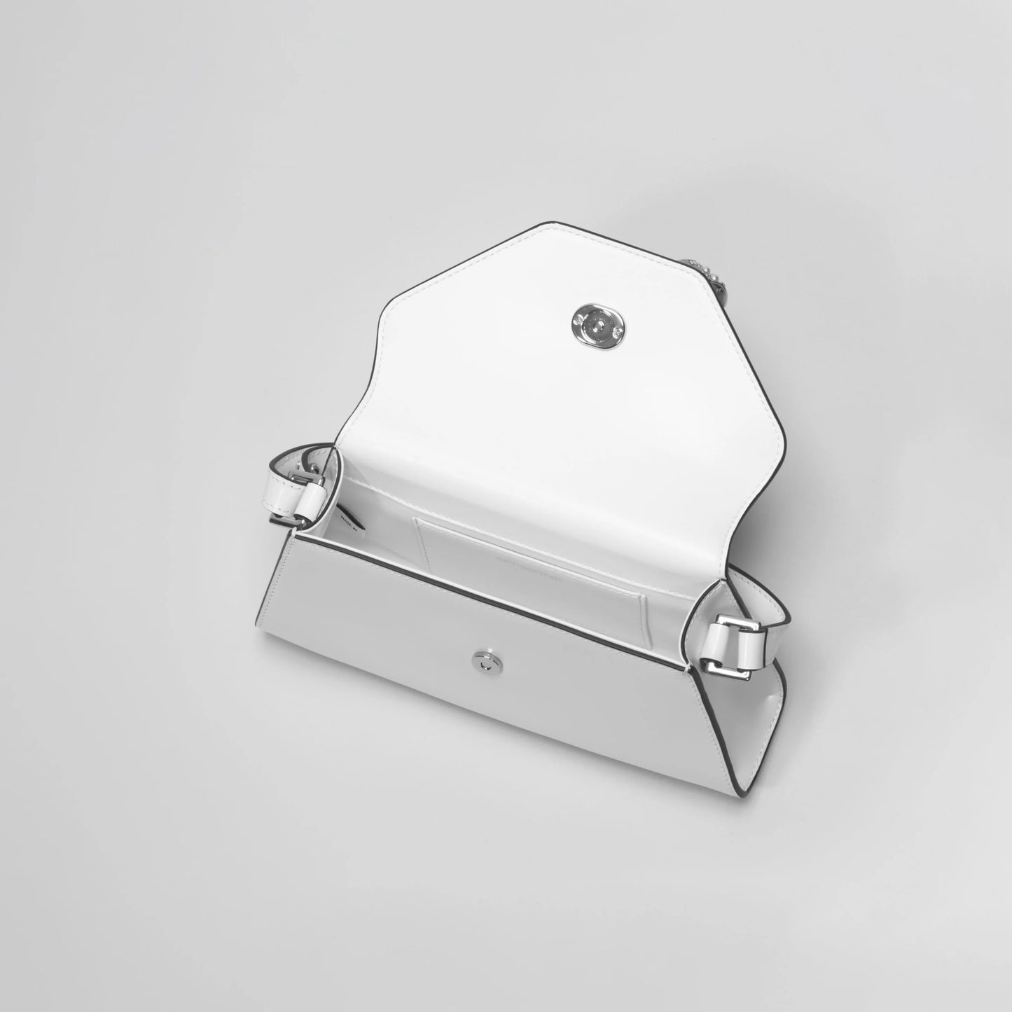 mặt trong SELF-PORTRAIT WHITE PEARL BOW MINI SHOULDER BAG SS23-306-W