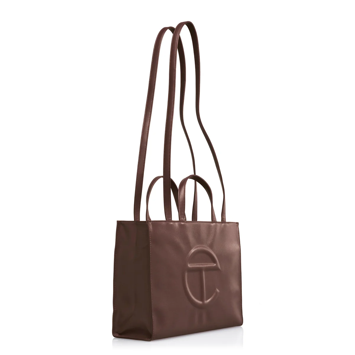 tổng thể túi TELFAR MEDIUM SHOPPING BAG CHOCOLATE