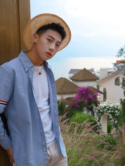 nam mặc áo THOM BROWNE BLUE GROSGRAIN PLACKET OXFORD SHIRT MWL150E-F0313-480