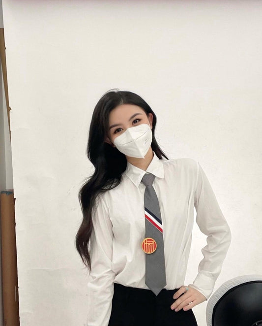 mẫu đeo THOM BROWNE DARK GREY GROSGRAIN STRIPE TIE MNL001A-F0145-025