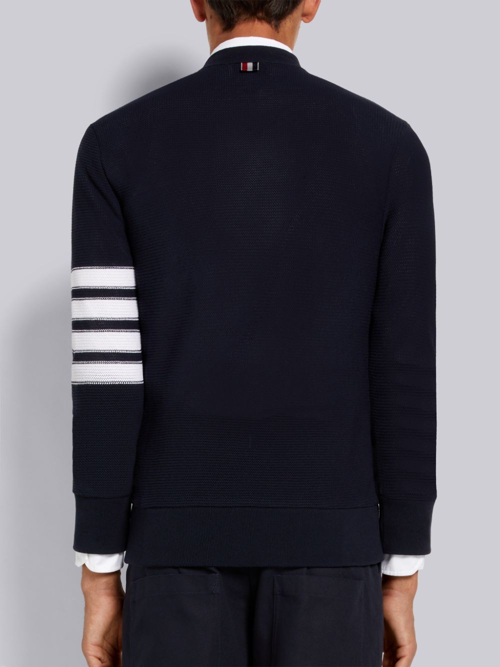 mặt sau THOM BROWNE NAVY OPEN RUSSEL KNIT 4-BAR V-NECK CARDIGAN MJT306A07897415