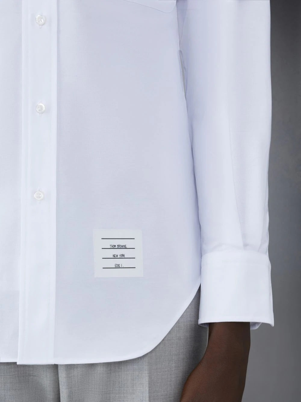 chi tiết THOM BROWNE WHITE OXFORD ELASTIC SHIRT MWL270A-F0313-100