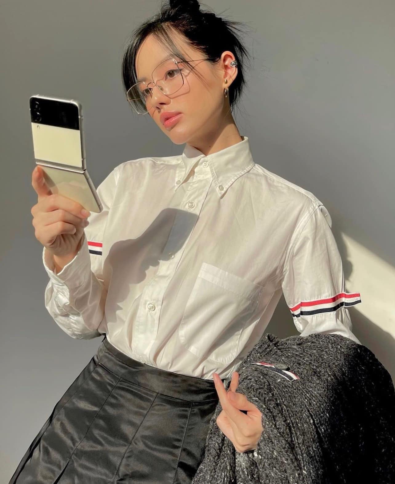 wearing THOM BROWNE WHITE POPLIN ARMBAND CLASSIC SHIRT MWL150E-03113-100