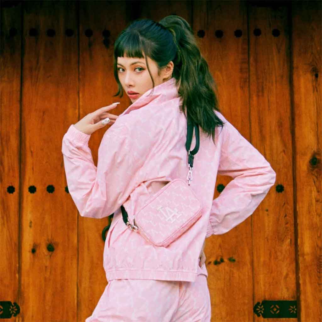 túi đeo chéo mlb monogram mini cross bag new york yankees pink blank room hà nội