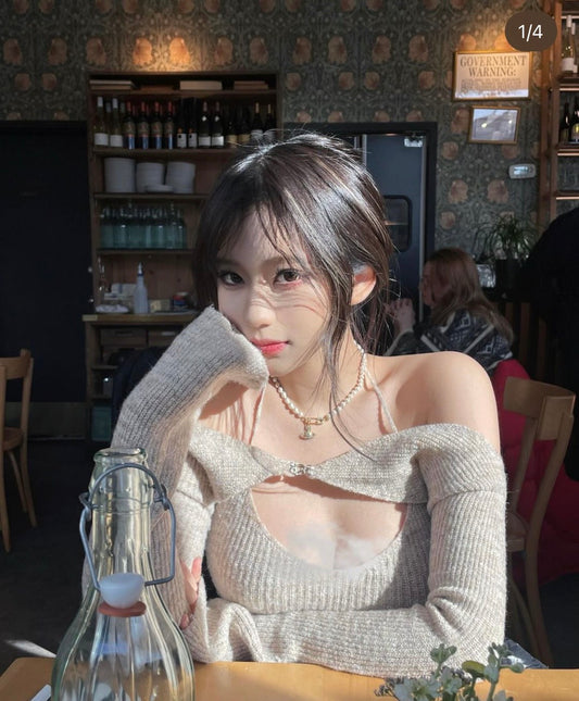 mẫu mang VIVIENNE WESTWOOD LUCRECE PEARL NECKLACE GOLD 63010072-02r233-im authentic tại blankroom