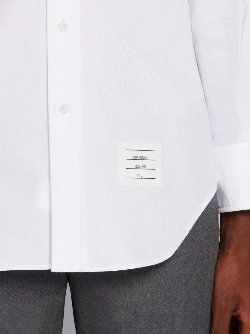 chi tiết THOM BROWNE WHITE COTTON POPLIN GROSGRAIN 4-BAR CLASSIC SHIRT MWL319A06177100
