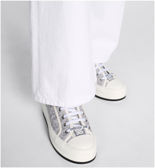 wearing Walk'N'Dior Platform Calfskin Gray Oblique Sneaker KCK409OLY_S27G