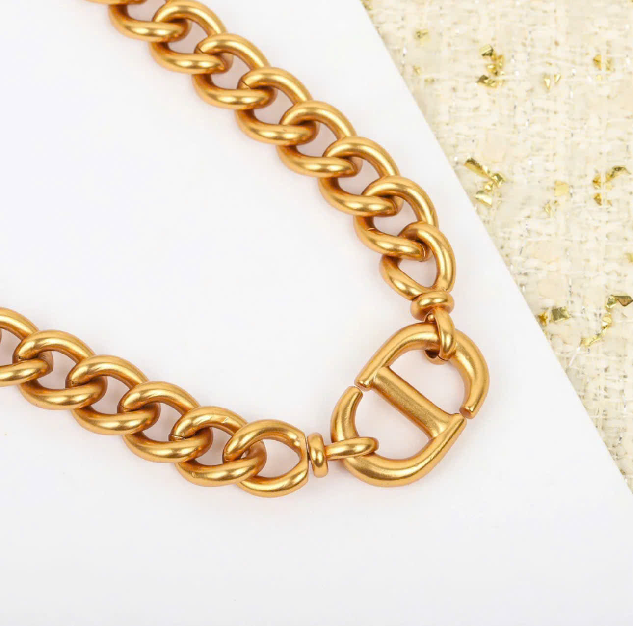 DIOR NECKLACKE (03)